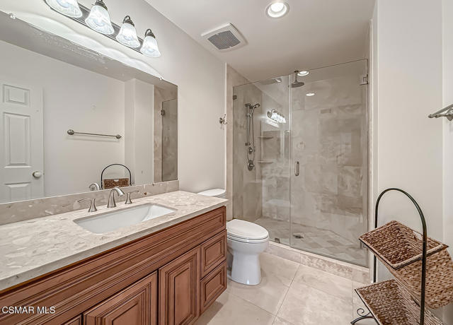 2848 Bayham Cir, Thousand Oaks CA: https://media.crmls.org/mediaz/5a55b81f-b59e-4309-81e0-9a192c1c0716.jpg