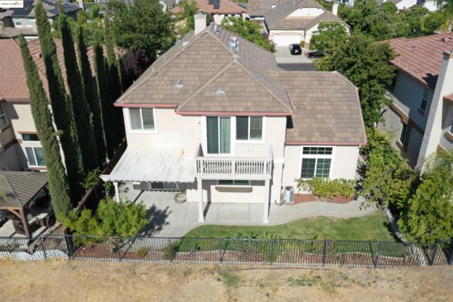 2665 Torrey Pines Dr, Brentwood CA: https://media.crmls.org/mediaz/5a55cd53-6acb-4210-9870-4d4c9ece9402.jpg