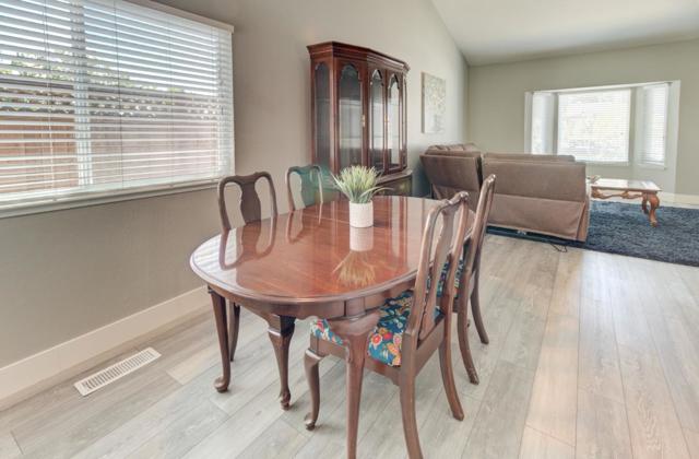 15120 Venetian Way, Morgan Hill CA: https://media.crmls.org/mediaz/5a55f3d8-ea6c-430c-baa7-9f084ef52d2f.jpg