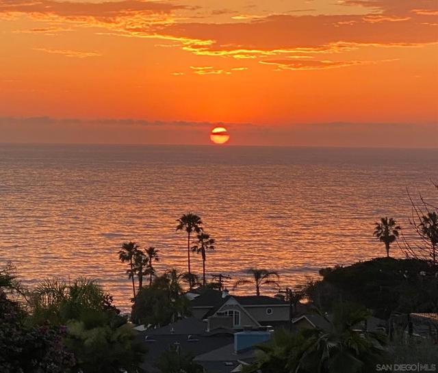 4462 Algeciras, San Diego CA: https://media.crmls.org/mediaz/5a5644fd-25cb-427e-82bf-9c9800021bdb.jpg