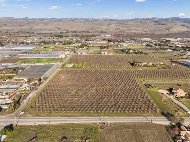 0 San Bruno Ave, Morgan Hill CA: https://media.crmls.org/mediaz/5a56dc05-5174-4905-9234-2f50220b574a.jpg