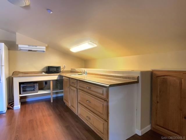 1445 Terracita Ln, Alpine CA: https://media.crmls.org/mediaz/5a5757f0-6c0c-44d4-b025-b9af74b1994a.jpg