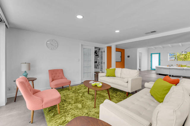1075 E Sunny Dunes Road, Palm Springs, CA 92264