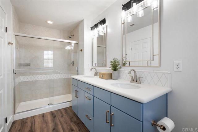 46525 Peach Tree Street, Temecula CA: https://media.crmls.org/mediaz/5a58013f-3a07-4a7d-bd45-be089140fe28.jpg