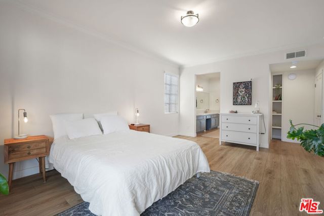 10336 Almayo Avenue, Los Angeles CA: https://media.crmls.org/mediaz/5a593a0a-f349-4651-97e3-d410557235db.jpg