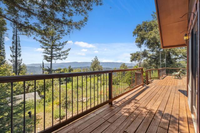 1495 Dons Road, Boulder Creek CA: https://media.crmls.org/mediaz/5a59d5ac-0209-40e7-ac18-8b177bf52728.jpg