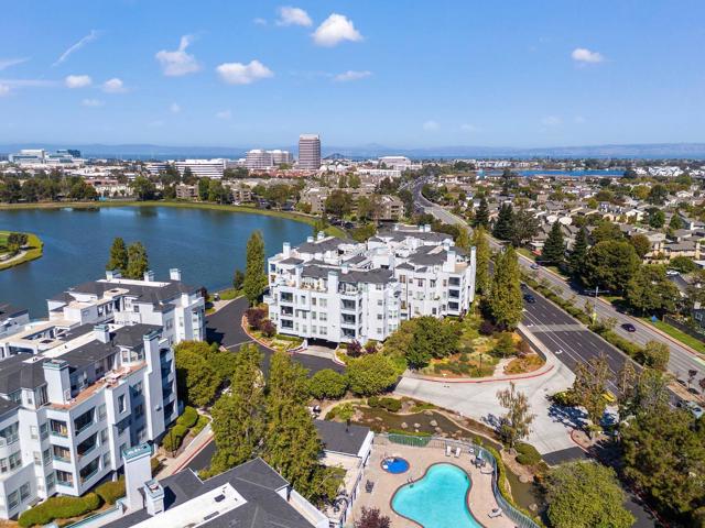 740 Promontory Point, Foster City CA: https://media.crmls.org/mediaz/5a5a458e-b4c9-4825-b964-706c92b77859.jpg