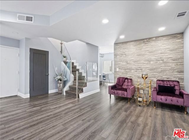 4711 Colfax Avenue, 10 photo 5