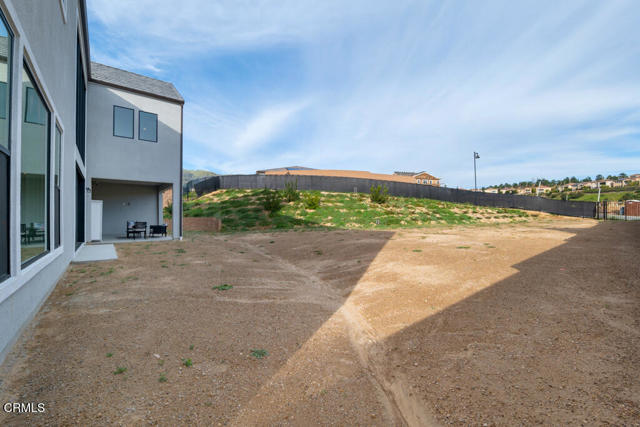 Detail Gallery Image 5 of 70 For 11944 N Red Hawk Ln, Porter Ranch,  CA 91326 - 5 Beds | 5 Baths