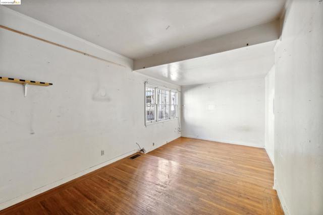 Image 18 of 34 For 2344 Fulton St
