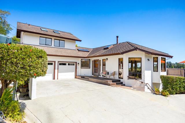 220 Hidden Valley, Soquel CA: https://media.crmls.org/mediaz/5a5ccdd0-0a05-40d3-9690-ce3a1f7f67b0.jpg