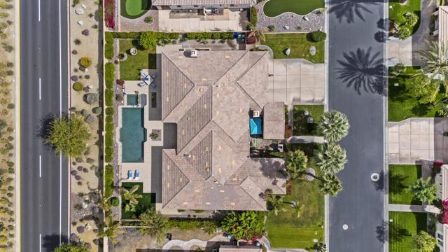 50 Toscana E Way, Rancho Mirage CA: https://media.crmls.org/mediaz/5a5e0323-6ee5-4bda-ab8a-0734b2415dc9.jpg