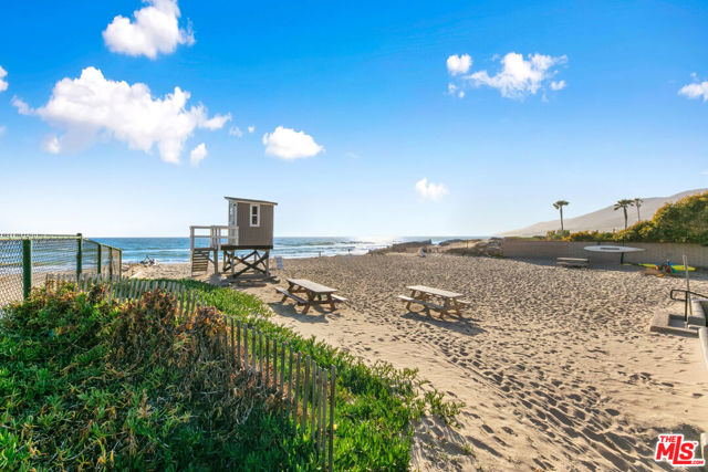 30603 El Sueno Drive, Malibu CA: https://media.crmls.org/mediaz/5a5e7d58-6b6e-45ac-9903-ebd84fdd2fe4.jpg