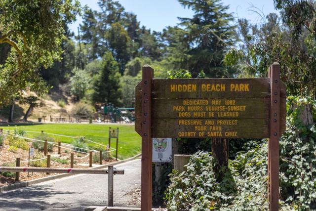 271 Dry Creek Road, Aptos CA: https://media.crmls.org/mediaz/5a5e9f66-8676-4b51-94db-92a4a9484251.jpg