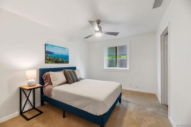 433 E 6Th Ave, Escondido CA: https://media.crmls.org/mediaz/5a5ef0f9-755a-4a42-9d9d-2994de2d0348.jpg