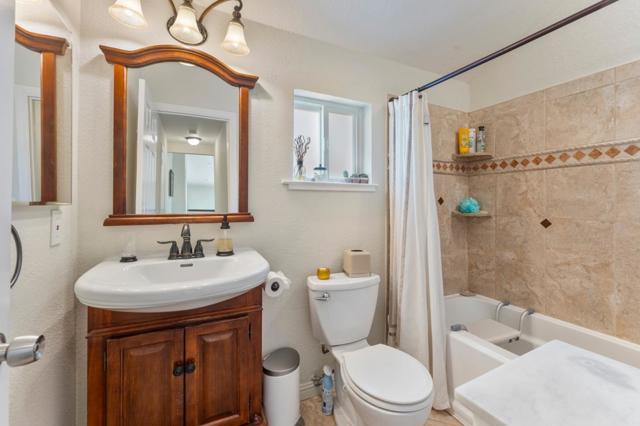 960 Oak Park Drive, Morgan Hill CA: https://media.crmls.org/mediaz/5a5f8db1-16de-4018-b01a-7f88d36865ac.jpg