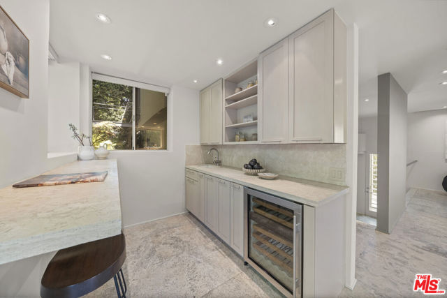 3625 Lowry Road, Los Angeles CA: https://media.crmls.org/mediaz/5a614ee0-1f9d-432f-8fbe-c5b78418404e.jpg