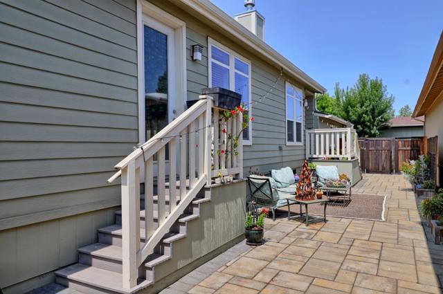 278 Summer Circle, Morgan Hill CA: https://media.crmls.org/mediaz/5a61efc2-fea0-44d8-b013-48274105aa4e.jpg