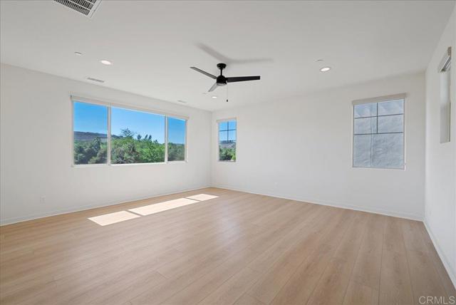 Detail Gallery Image 22 of 49 For 31552 Calle De Las Rosas, Bonsall,  CA 92003 - 4 Beds | 2/1 Baths