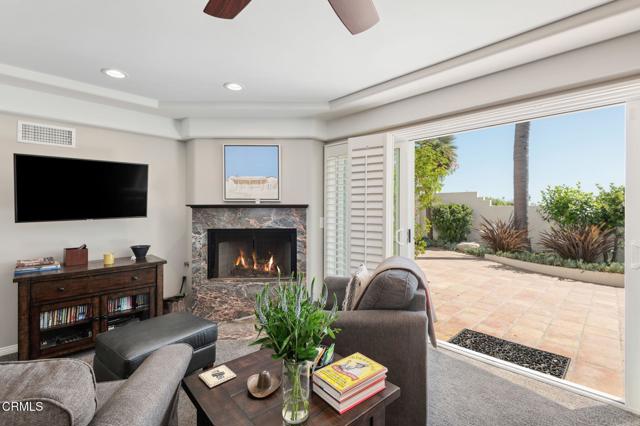 518 Lincoln Drive, Ventura CA: https://media.crmls.org/mediaz/5a622a9e-42a4-4aad-affd-a102081e549c.jpg