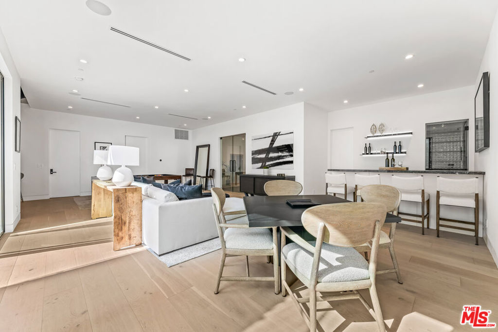 MLS #26863407 image #20