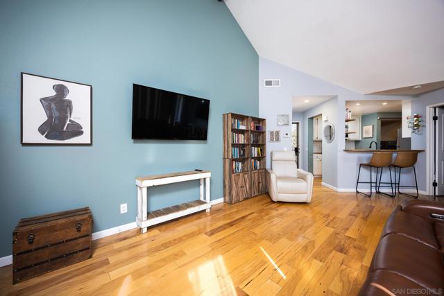 Image 7 of 50 For 3029 Chipwood Ct