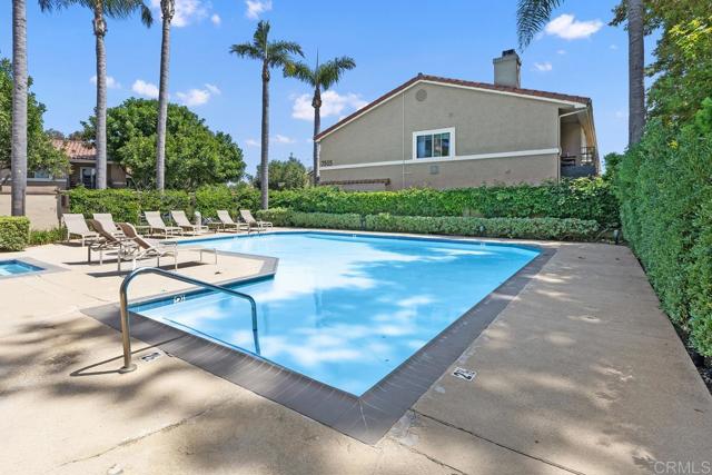 7565 CHARMANT DR, San Diego CA: https://media.crmls.org/mediaz/5a64b7b4-d30a-4a6e-adbd-f3cad7b40665.jpg