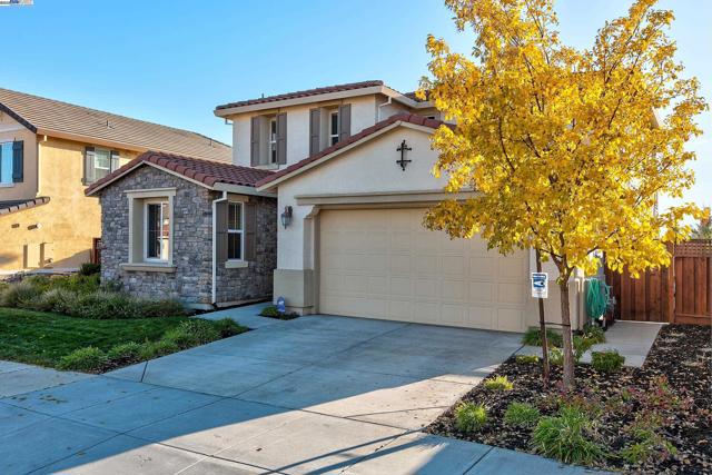 Image 1 of 60 For 2394 Amantea Way