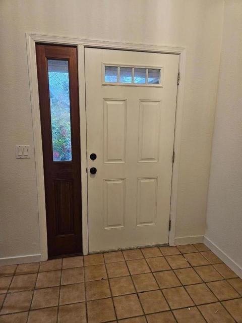 108 Tuxedo Court, Petaluma CA: https://media.crmls.org/mediaz/5a677f3b-3e79-4e01-9af6-327d43e73c4a.jpg