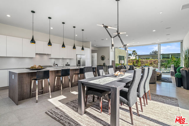658 Dominion Way, Palm Springs, CA 92262