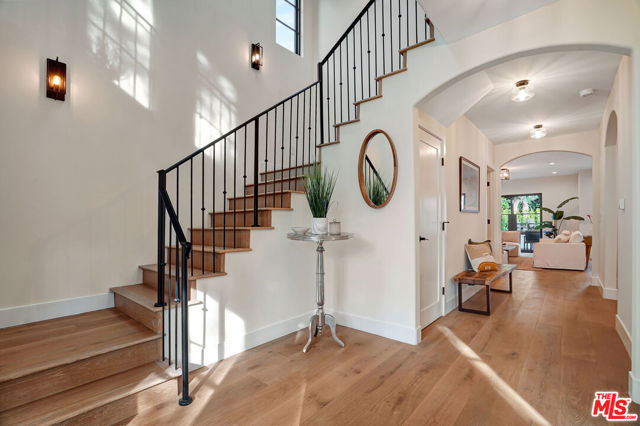 8617 Rugby Drive, West Hollywood CA: https://media.crmls.org/mediaz/5a68e7fd-3e36-4e55-a641-1c7f1bd6b364.jpg