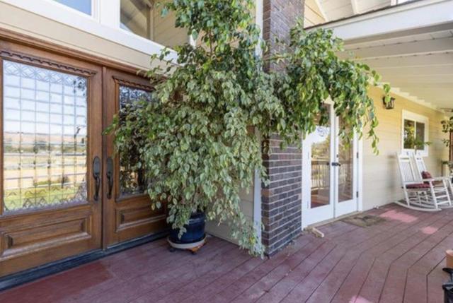 19963 Hale Avenue, Morgan Hill CA: https://media.crmls.org/mediaz/5a693b5b-99b4-467f-8f70-f687ce90e31b.jpg