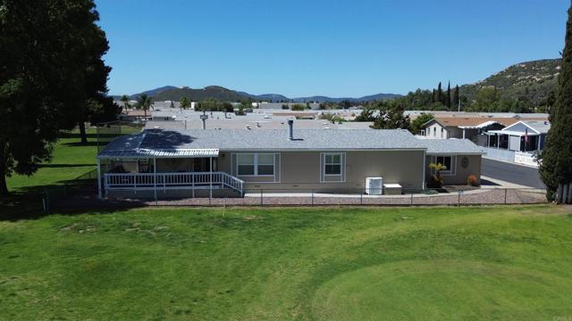 11851 Riverside Dr, Lakeside CA: https://media.crmls.org/mediaz/5a695b93-724a-439a-a701-b08b0cfe0d27.jpg