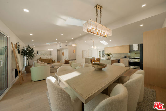 20877 Kelvin Place photo 12
