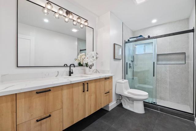 531 Easter Avenue, Milpitas CA: https://media.crmls.org/mediaz/5a6a86e5-380e-400a-adc9-25c7249e3c74.jpg