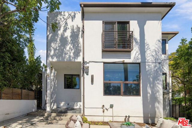 10844 Rochester Avenue photo 45