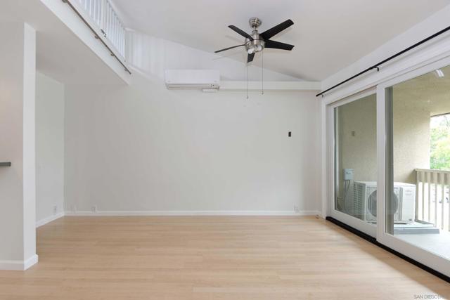 1885 Diamond St, San Diego CA: https://media.crmls.org/mediaz/5a6aa741-fec6-40ad-9f60-056ab336f2ac.jpg
