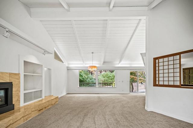 10 Wyndemere Vale, Monterey CA: https://media.crmls.org/mediaz/5a6c6c00-813a-49c2-89bd-28383847bf91.jpg