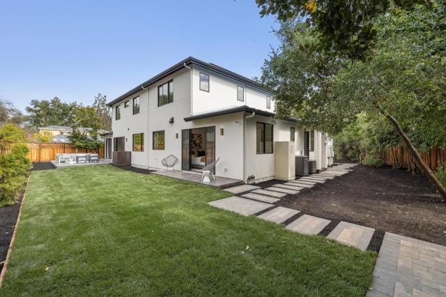 1074 Riverside Drive, Los Altos CA: https://media.crmls.org/mediaz/5a6d4575-019b-4c62-a561-e1679990c75e.jpg