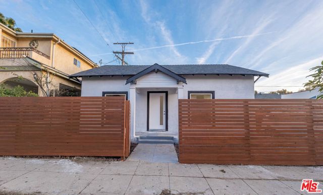 4616 Rosewood Ave, Los Angeles, CA 90004