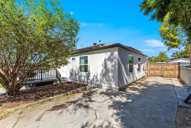 Detail Gallery Image 26 of 33 For 5535 Churchward St, San Diego,  CA 92114 - 3 Beds | 2 Baths