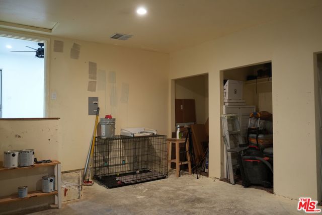 1819 W 129th Street, Gardena CA: https://media.crmls.org/mediaz/5a70b402-d1ed-404d-9fbf-104d5d261973.jpg