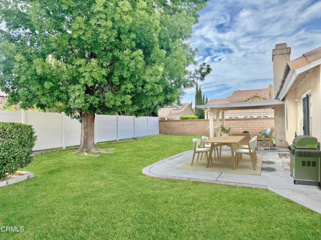 44543 Tarragon Drive, Lancaster CA: https://media.crmls.org/mediaz/5a70b4fe-01f7-453a-9fa0-d17ab2cd3004.jpg