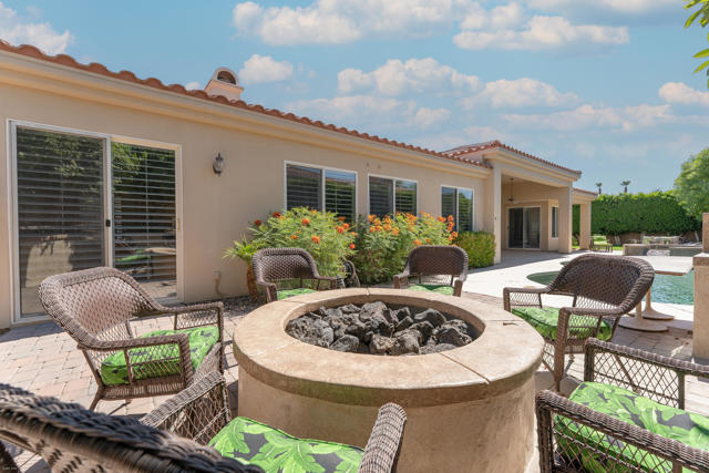 77363 Sky Mesa Lane, Indian Wells CA: https://media.crmls.org/mediaz/5a717f24-a60b-4d6d-b34e-e0195ce122ee.jpg