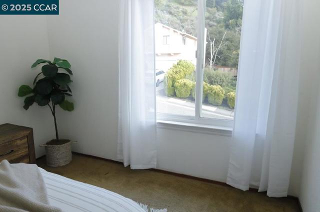 847 Maison Way, Richmond CA: https://media.crmls.org/mediaz/5a71c706-6c36-46ff-aace-d34075b3be0f.jpg