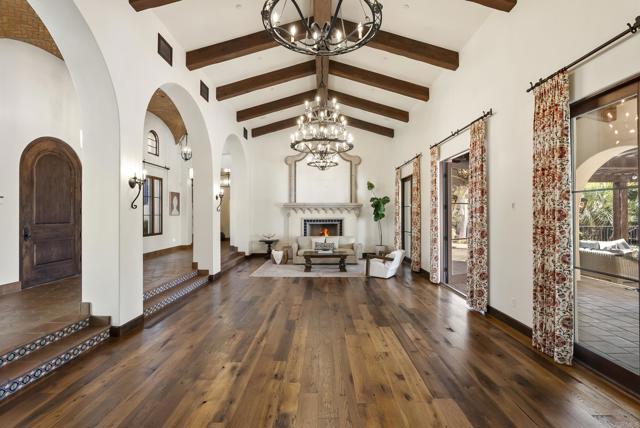 Detail Gallery Image 4 of 31 For 16636 El Zorro Vista, Rancho Santa Fe,  CA 92067 - 5 Beds | 5/4 Baths