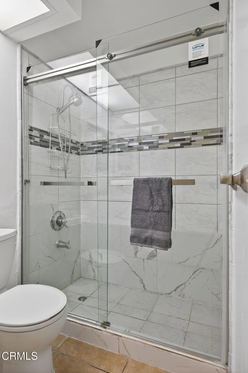 MLS #V1-32610 image #17