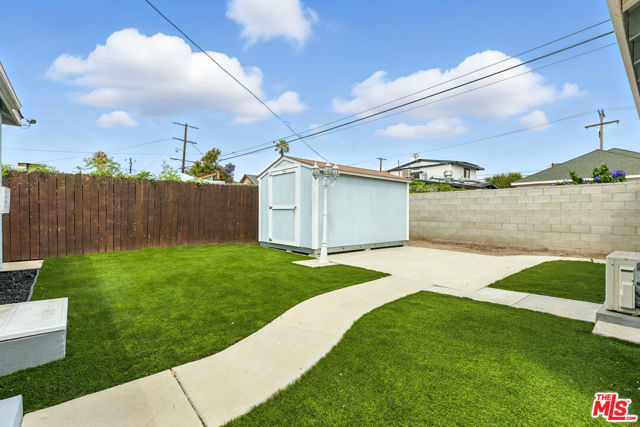 3521 W 58th Place, Los Angeles CA: https://media.crmls.org/mediaz/5a724fdb-8d1e-4cab-a46e-9a5c9429be92.jpg