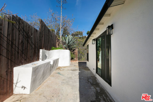 4339 Blanchard Street, Los Angeles CA: https://media.crmls.org/mediaz/5a7287ac-ef8a-480f-9a78-d5d84fa48787.jpg