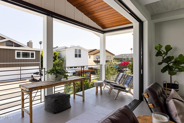 Detail Gallery Image 23 of 41 For 1173 Norwich Ln, Ventura,  CA 93001 - 4 Beds | 4/1 Baths